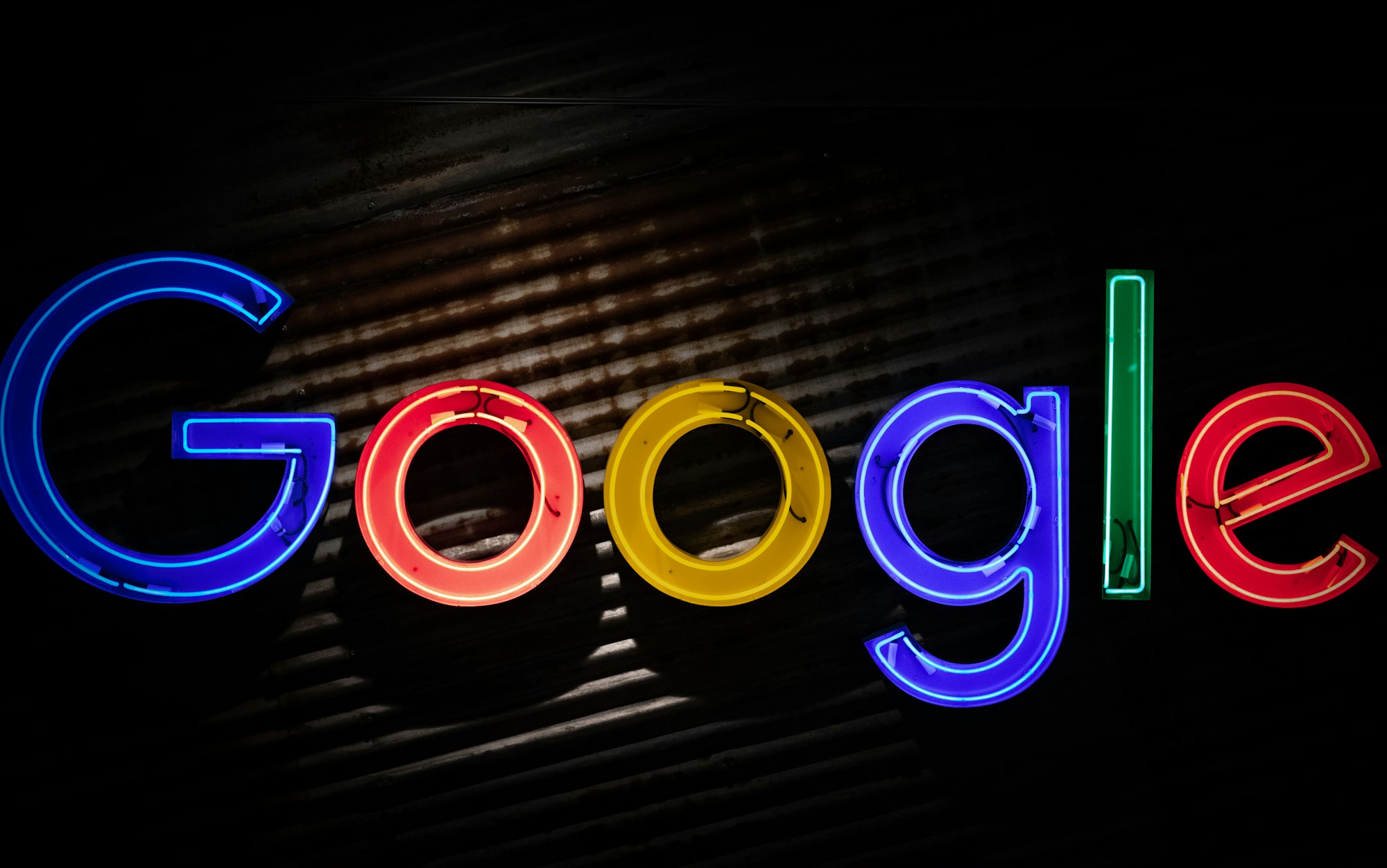 Google 是否会惩罚关于 AI 生成内容的网站？